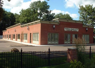 Acacia Plaza