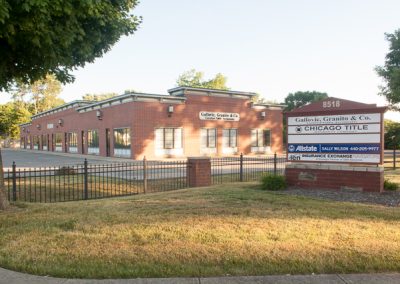 Acacia Plaza
